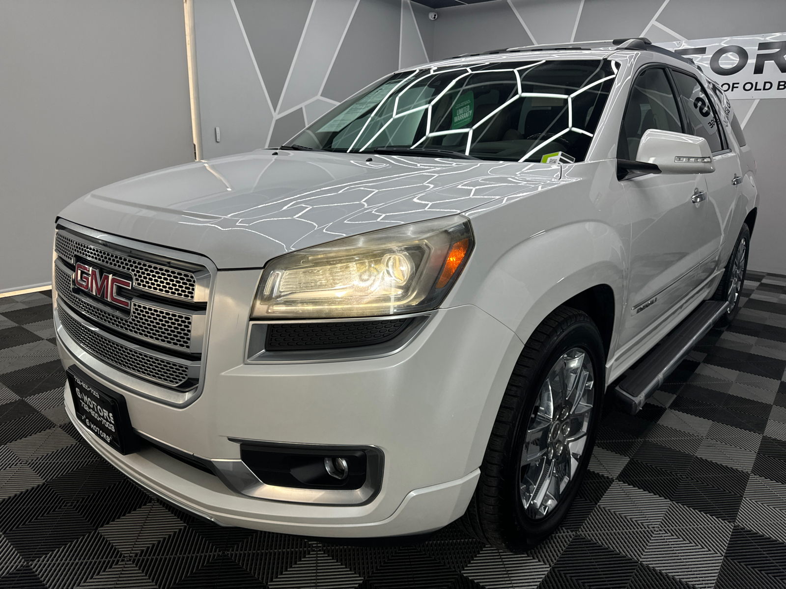 2016 GMC Acadia Denali Sport Utility 4D 1