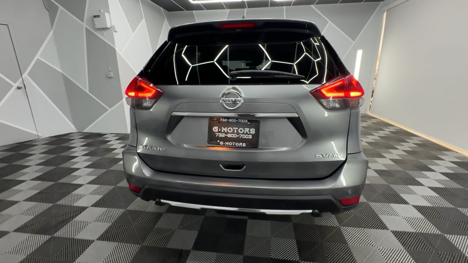 2020 Nissan Rogue SV Sport Utility 4D 8