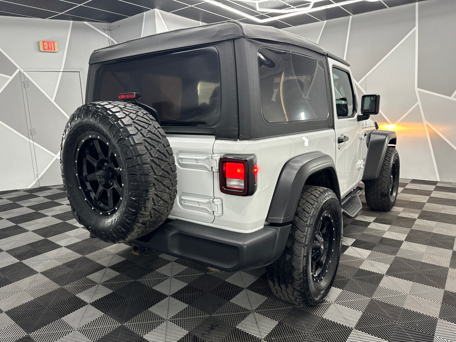 2020 Jeep Wrangler  9