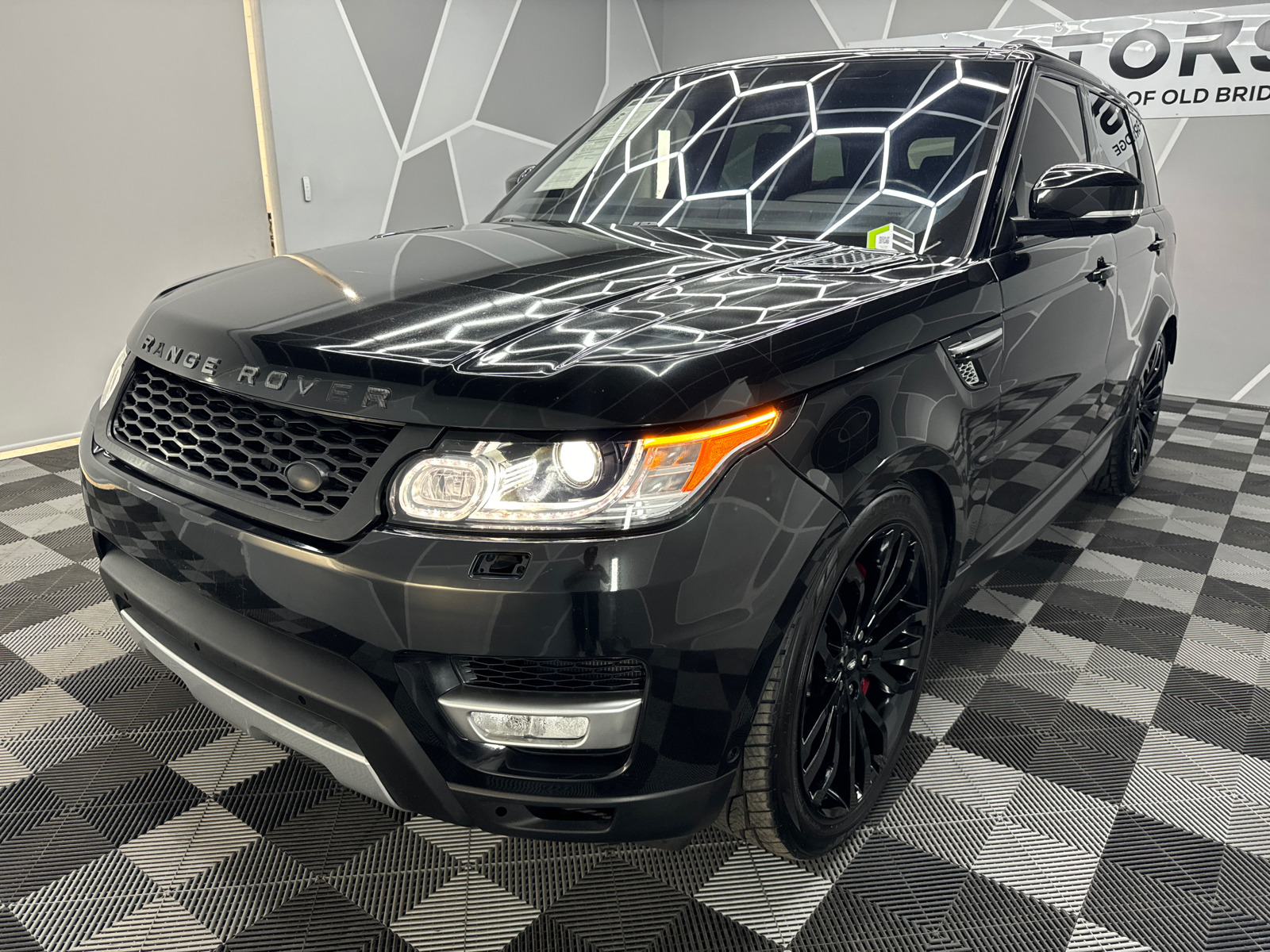 2017 Land Rover Range Rover Sport Supercharged Dynamic Sport Utility 4D 13