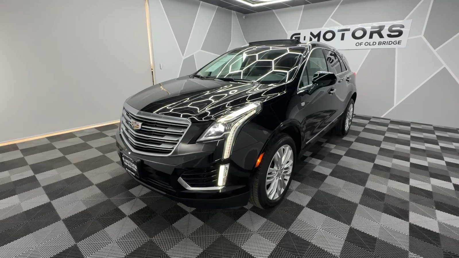 2019 Cadillac XT5 Premium Luxury Sport Utility 4D 1