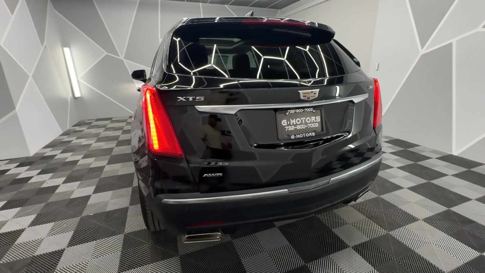 2019 Cadillac XT5 Premium Luxury Sport Utility 4D 6