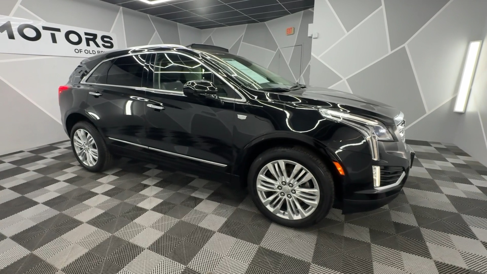 2019 Cadillac XT5 Premium Luxury Sport Utility 4D 12