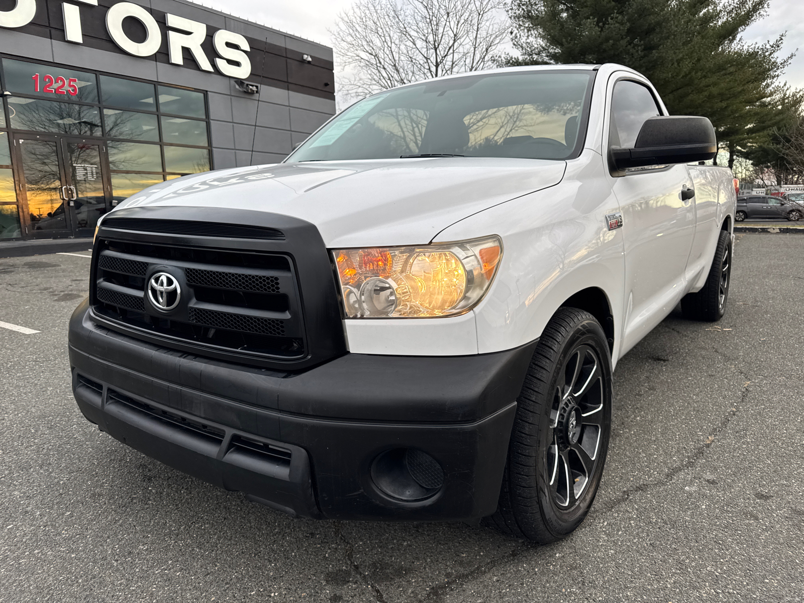 2013 Toyota Tundra Regular Cab Pickup 2D 8 ft 17