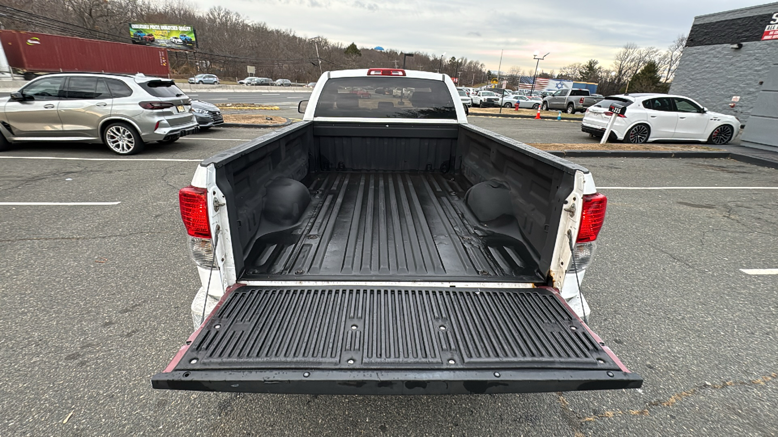 2013 Toyota Tundra Regular Cab Pickup 2D 8 ft 22