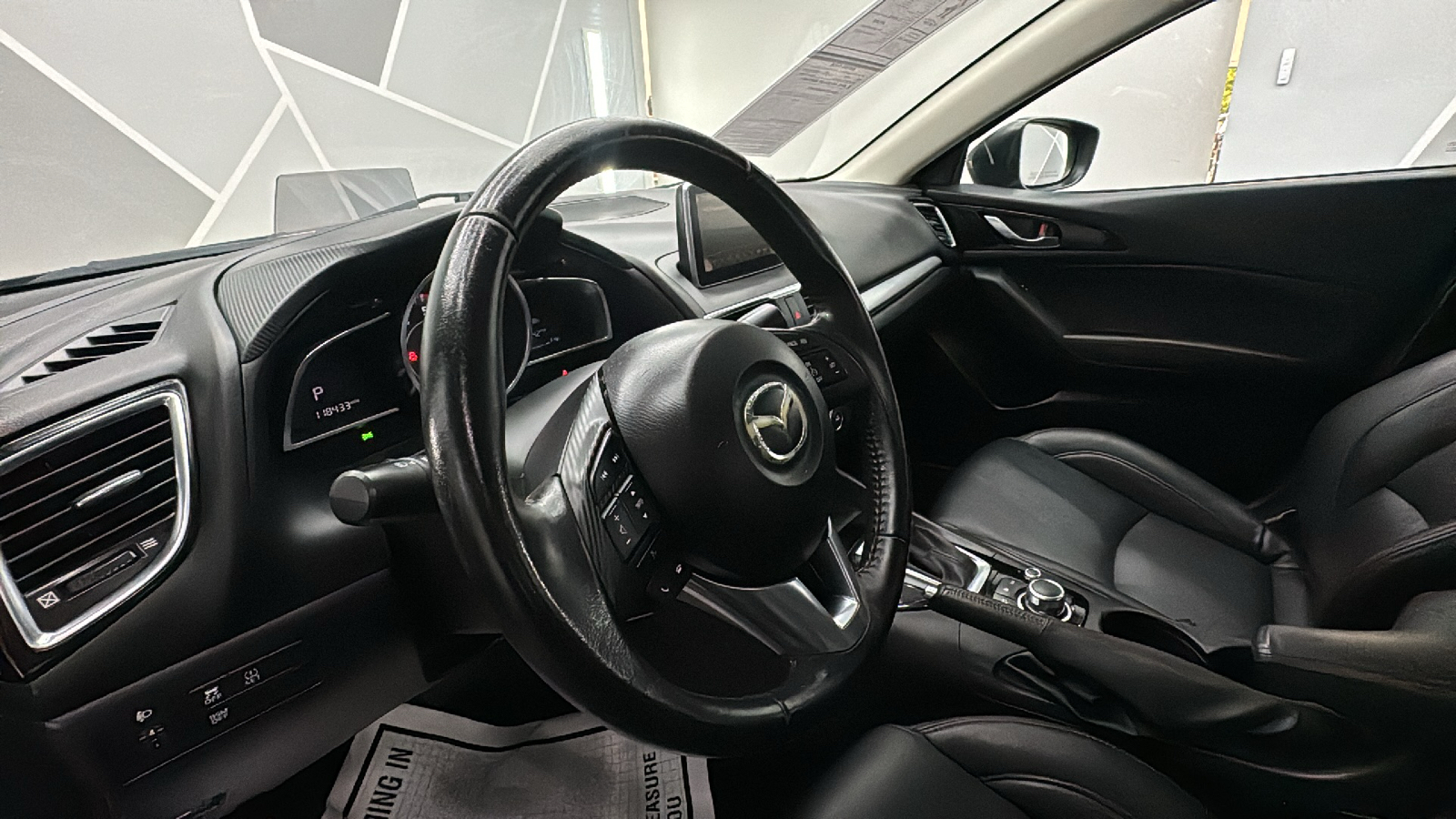 2014 Mazda Mazda3  38