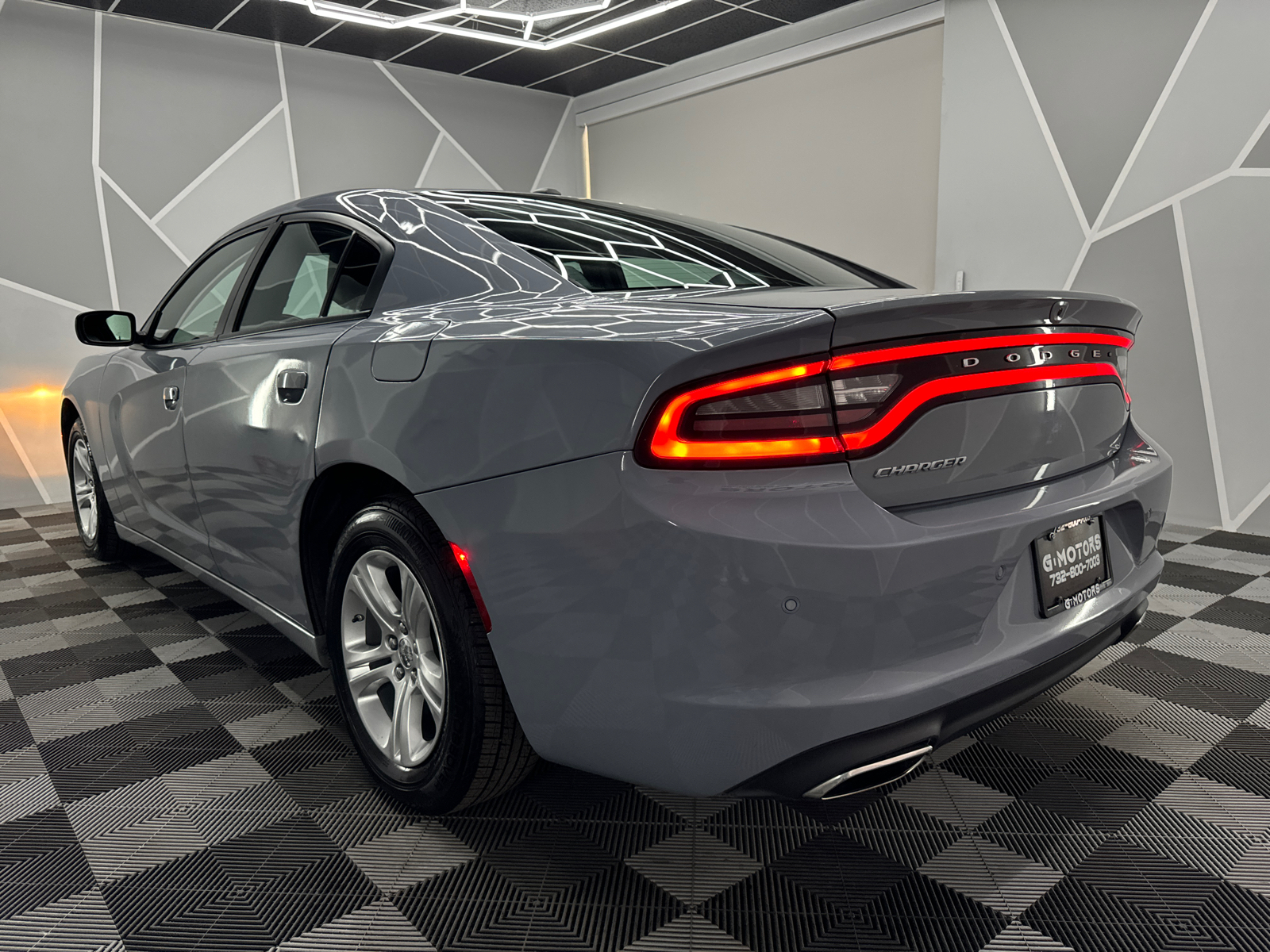 2022 Dodge Charger SXT Sedan 4D 5