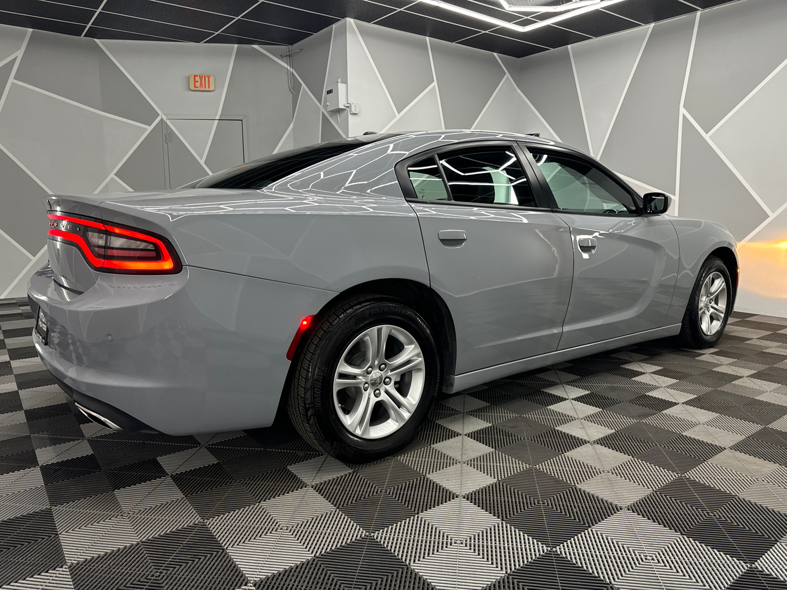 2022 Dodge Charger SXT Sedan 4D 10