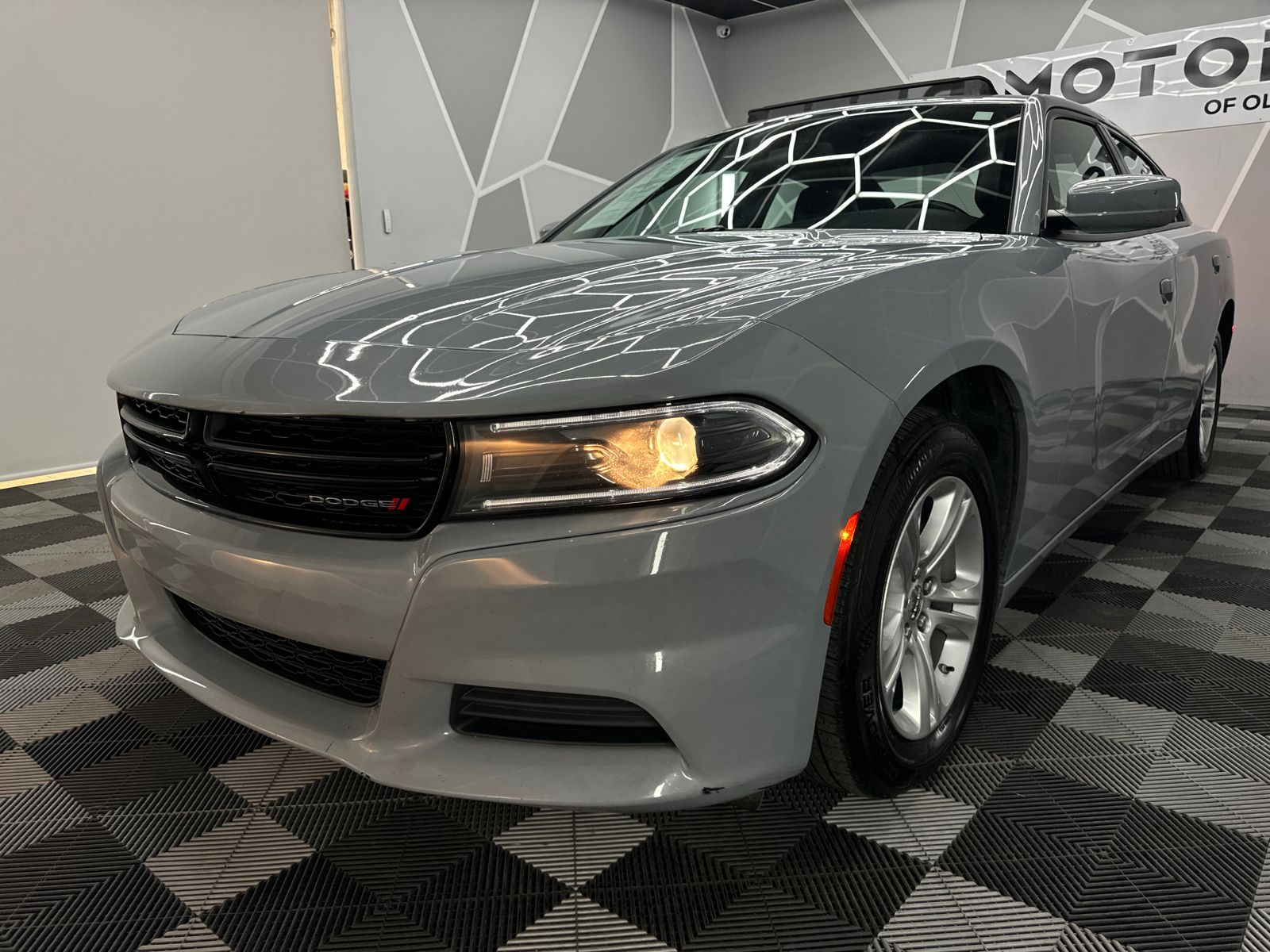 2022 Dodge Charger SXT Sedan 4D 17