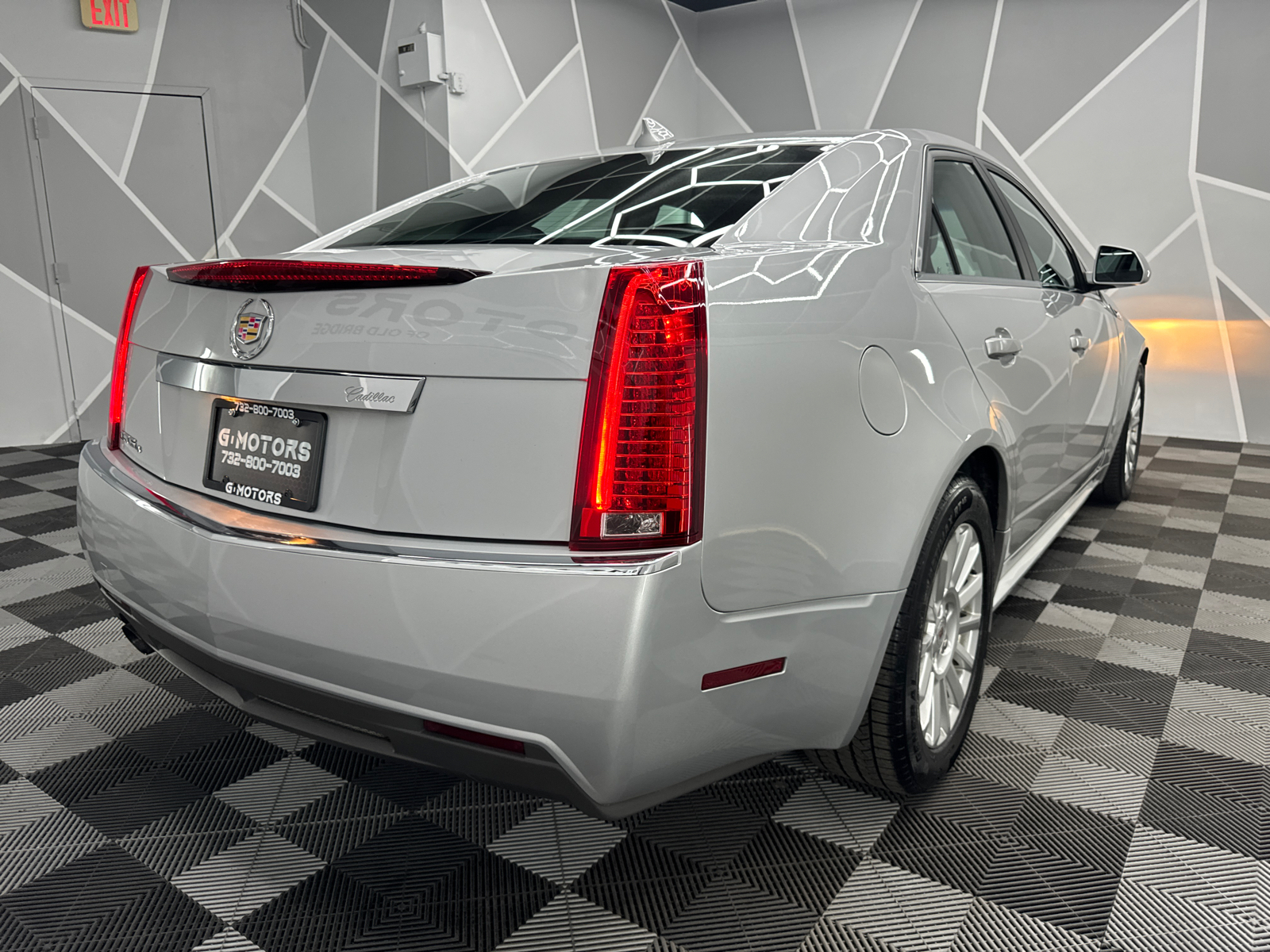 2011 Cadillac CTS Sedan 4D 9