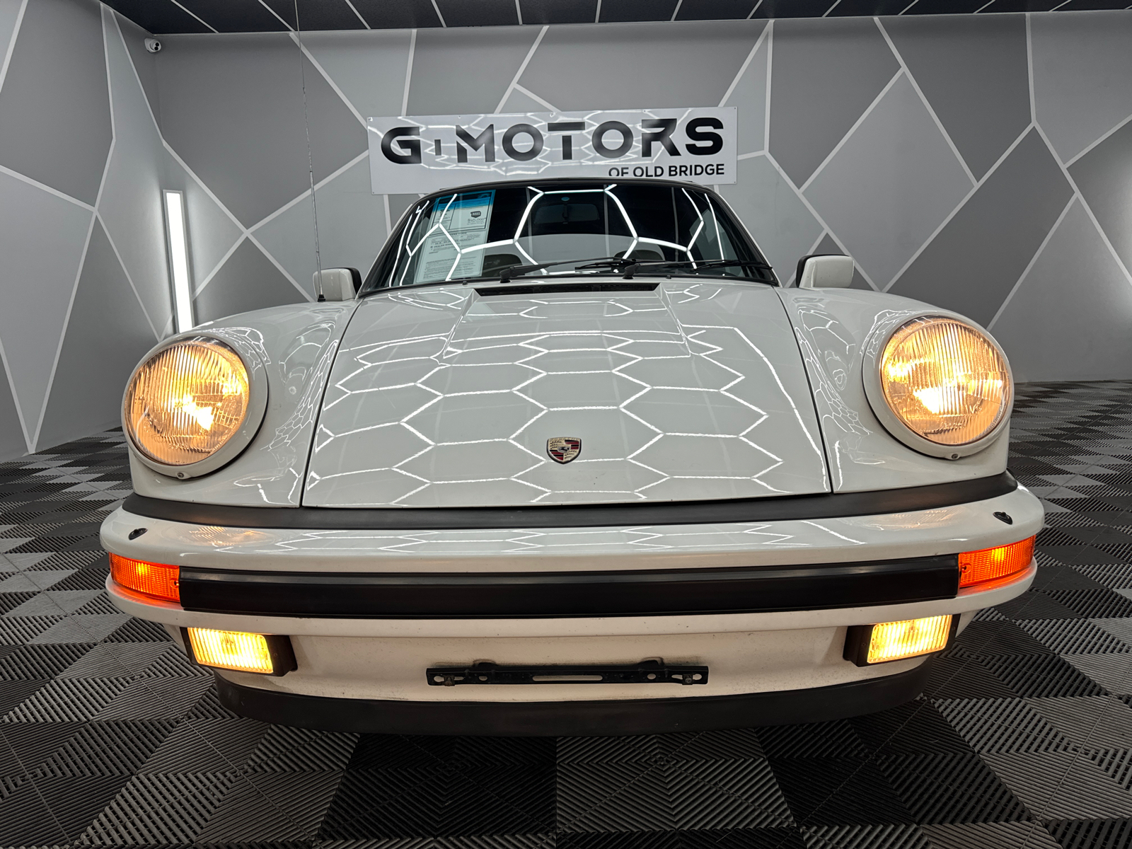 1984 Porsche 911  15