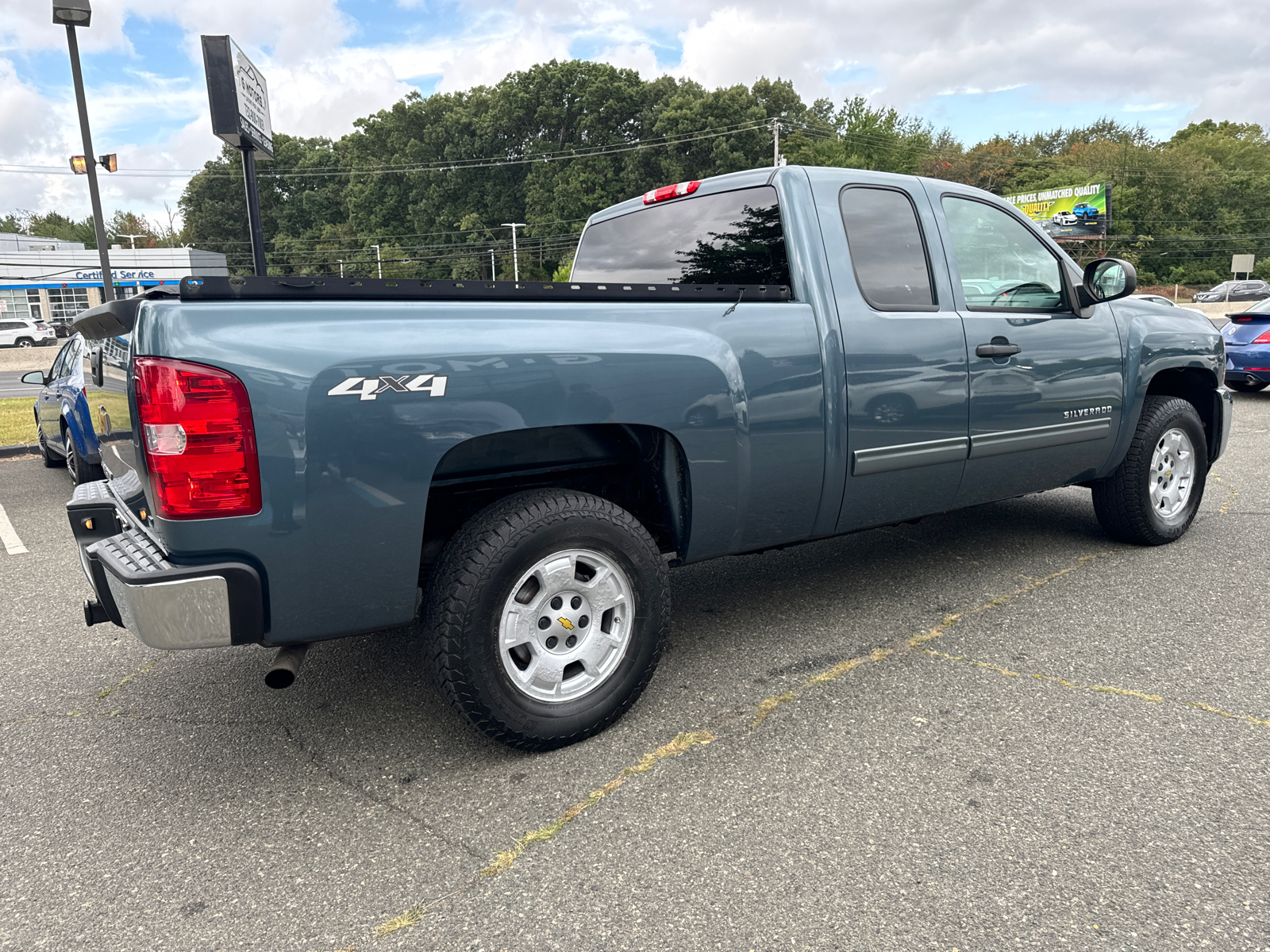 2012 Chevrolet Silverado 1500 Extended Cab LT Pickup 4D 6 1/2 ft 10