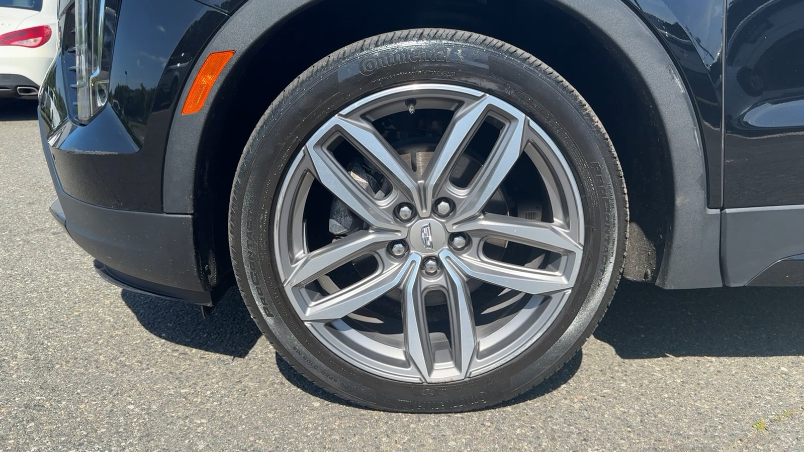 2019 Cadillac XT4 Sport SUV 4D 17