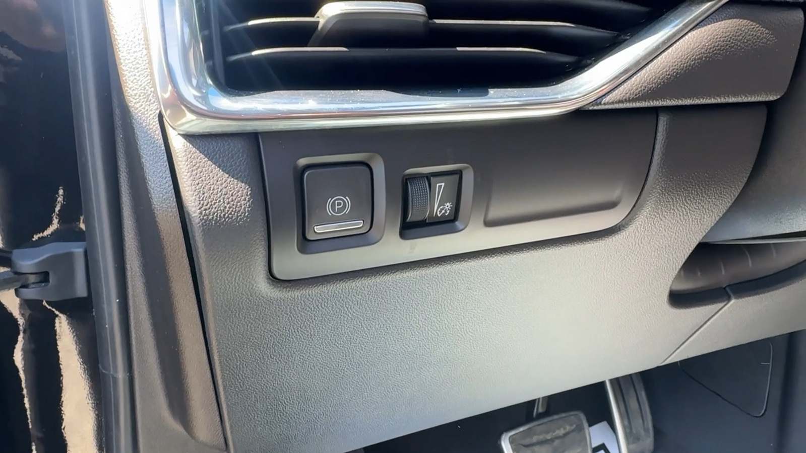 2019 Cadillac XT4 Sport SUV 4D 36