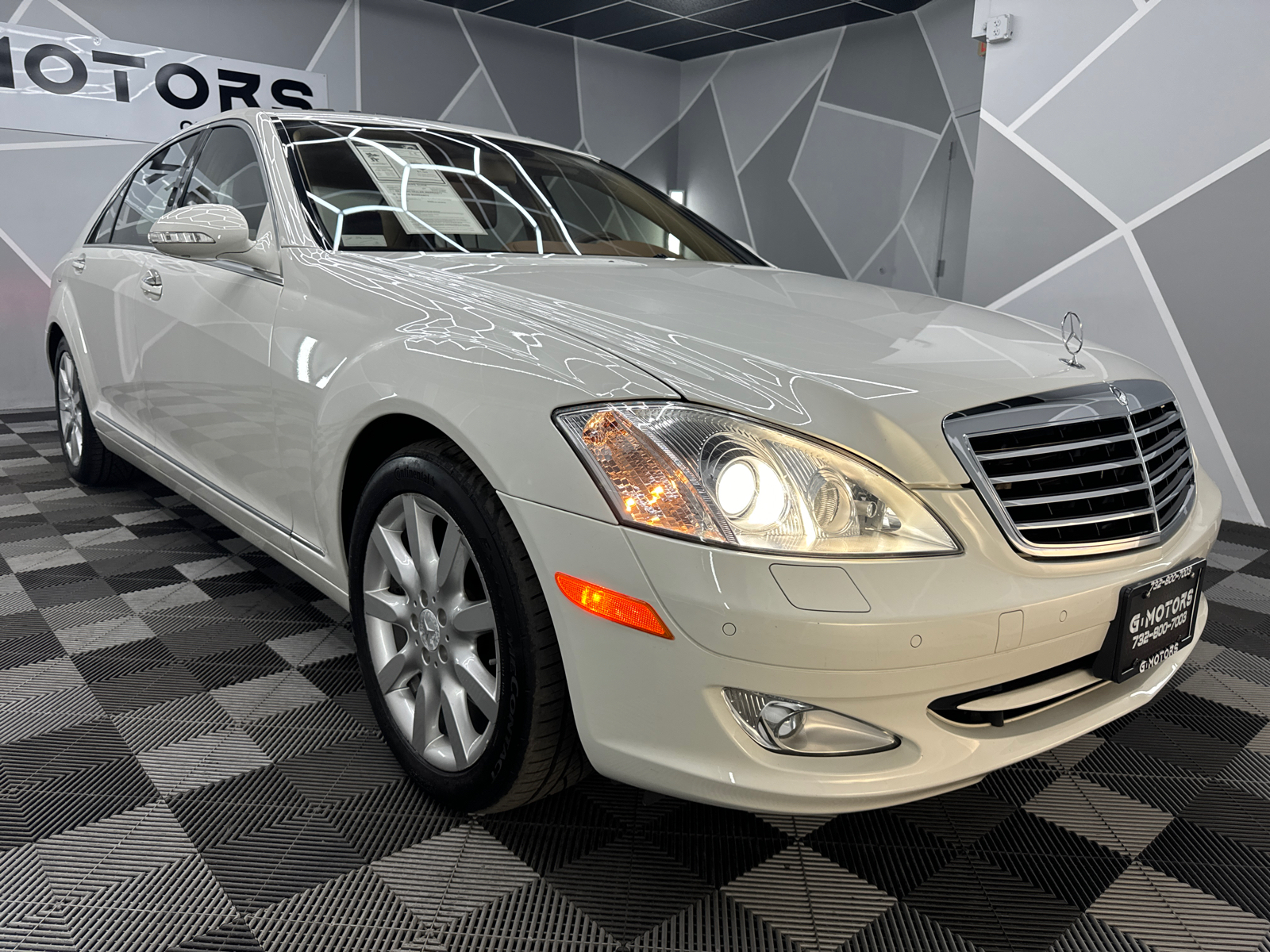 2008 Mercedes-Benz S-Class S 550 4MATIC Sedan 4D 13