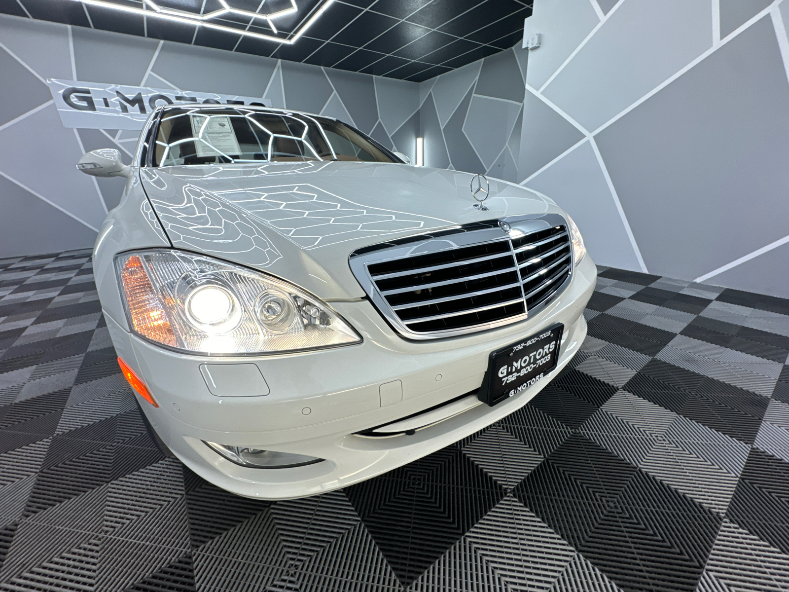 2008 Mercedes-Benz S-Class S 550 4MATIC Sedan 4D 14