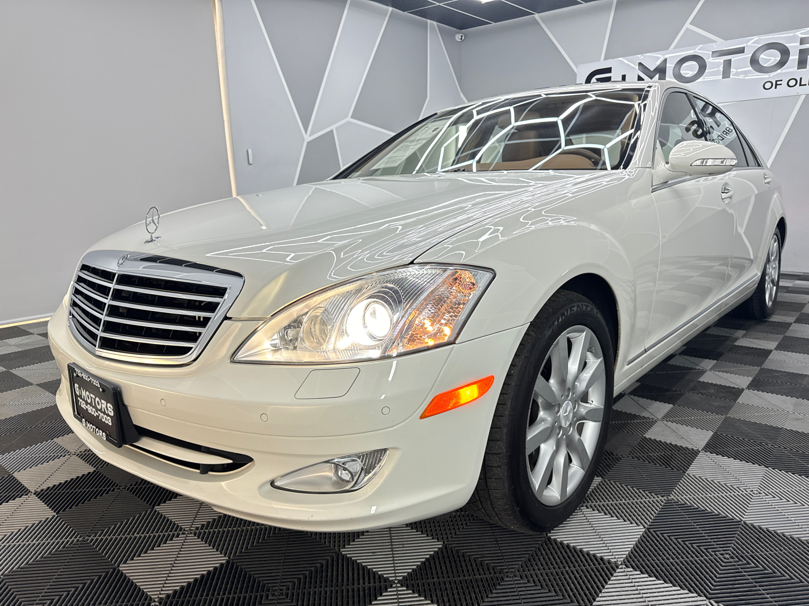 2008 Mercedes-Benz S-Class S 550 4MATIC Sedan 4D 17