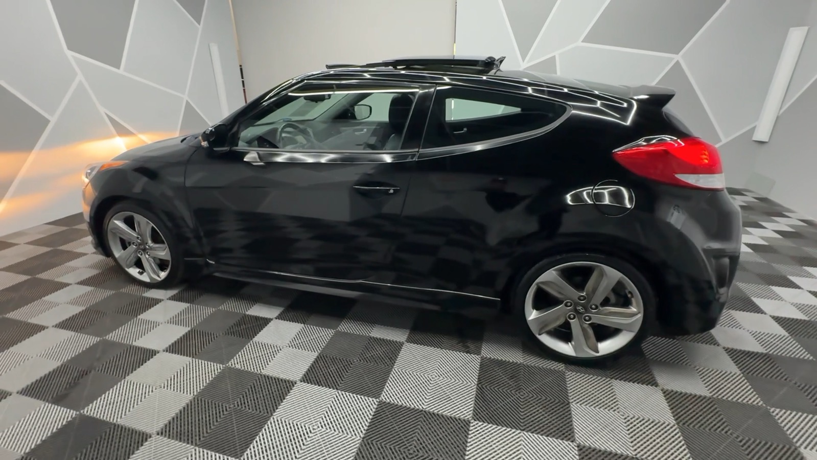 2014 Hyundai Veloster Turbo Coupe 3D 5