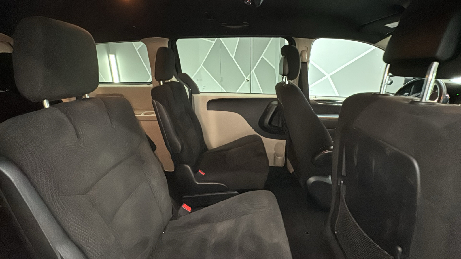 2014 Dodge Grand Caravan  24