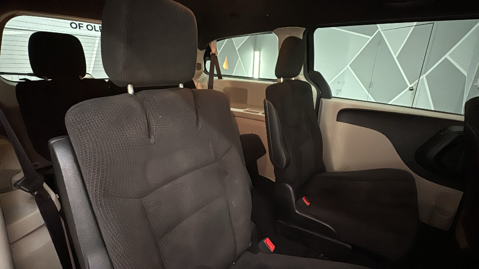 2014 Dodge Grand Caravan  25