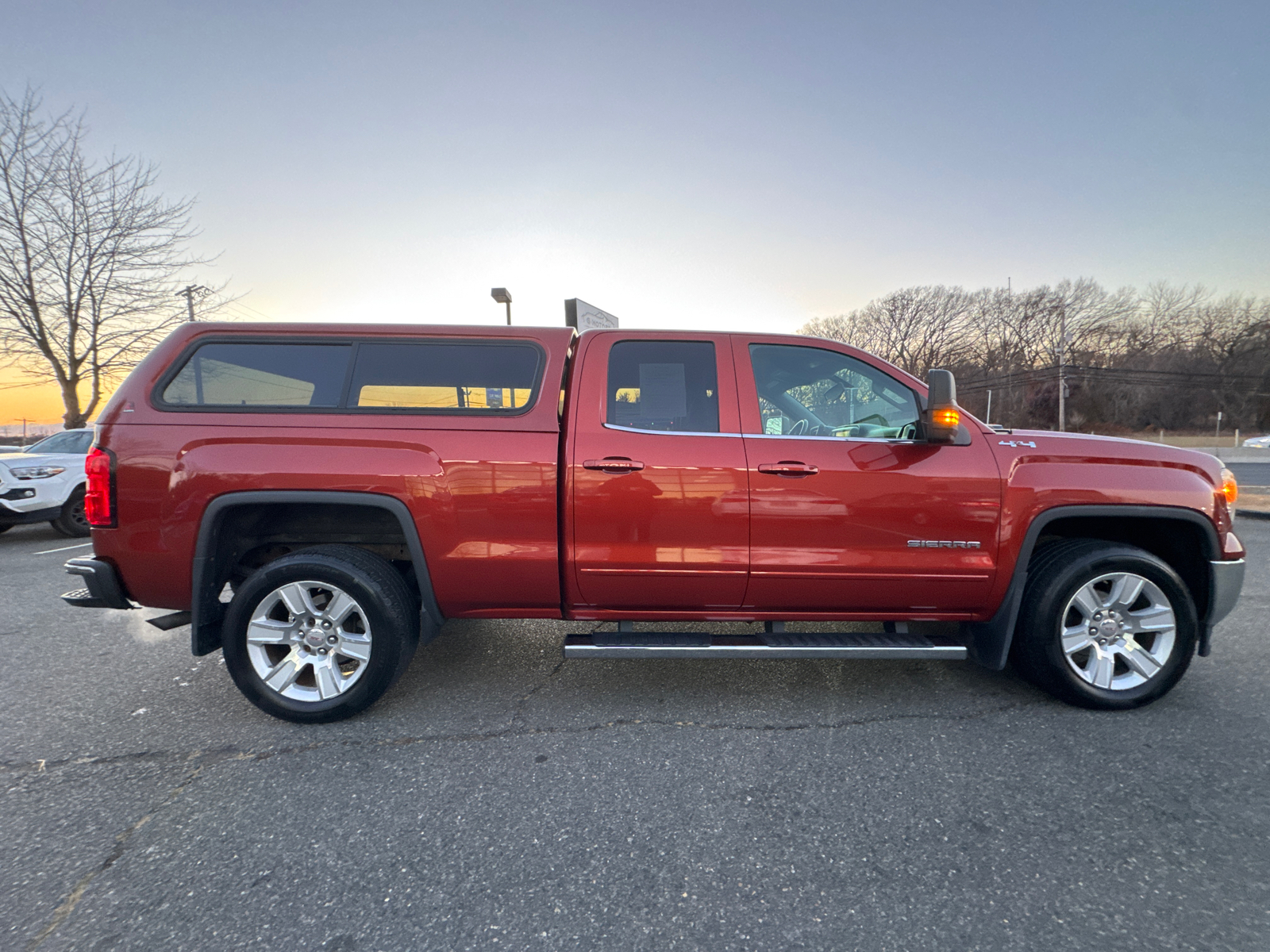 2015 GMC Sierra 1500 Double Cab SLE Pickup 4D 6 1/2 ft 11