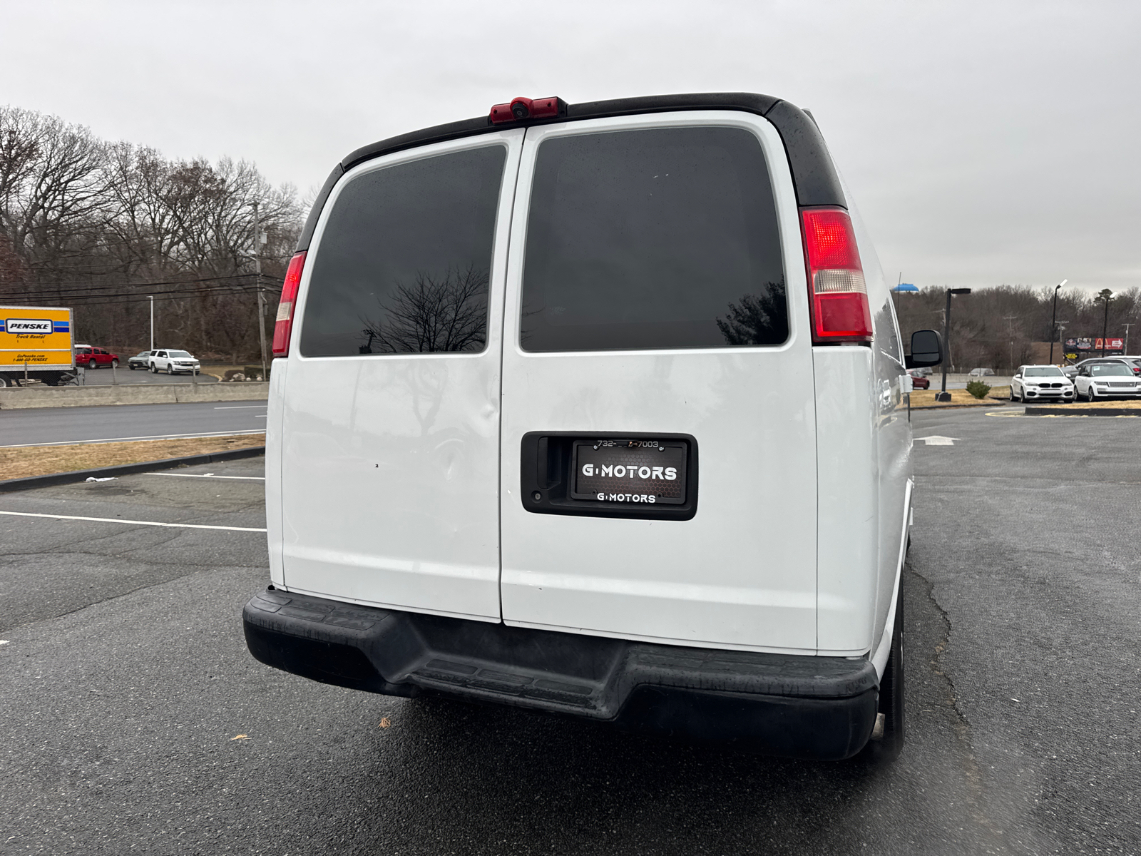 2017 Chevrolet Express 2500 Cargo Van 3D 8