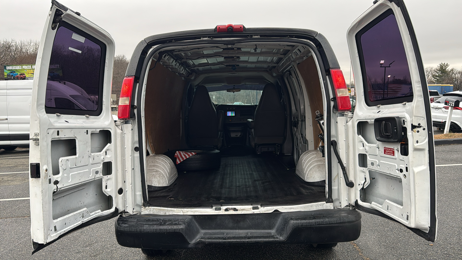 2017 Chevrolet Express 2500 Cargo Van 3D 20