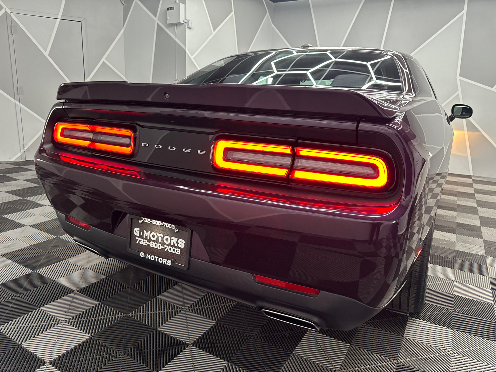 2020 Dodge Challenger SXT Coupe 2D 8