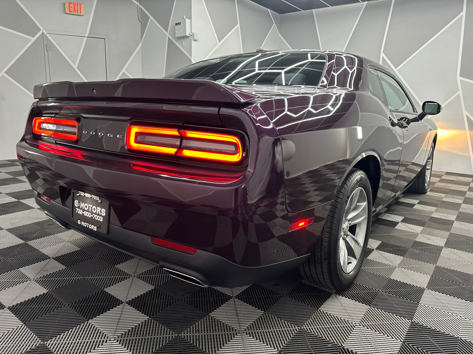 2020 Dodge Challenger SXT Coupe 2D 9