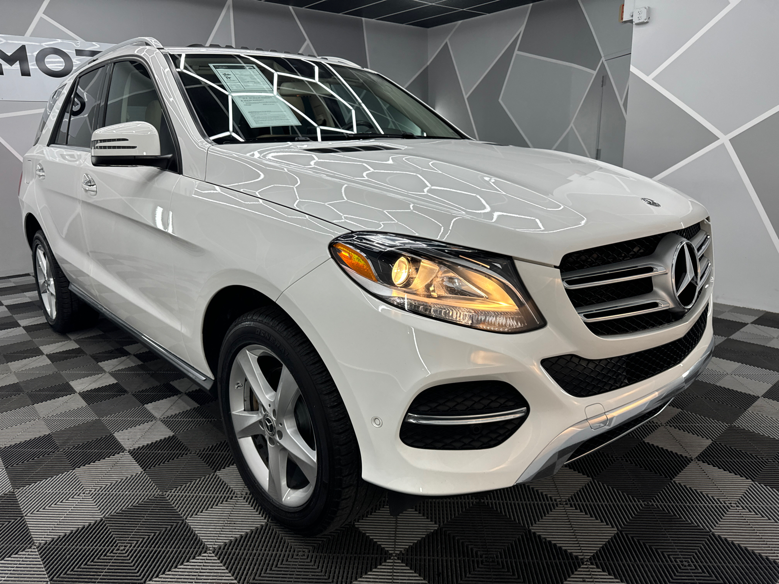 2018 Mercedes-Benz GLE GLE 350 4MATIC Sport Utility 4D 13