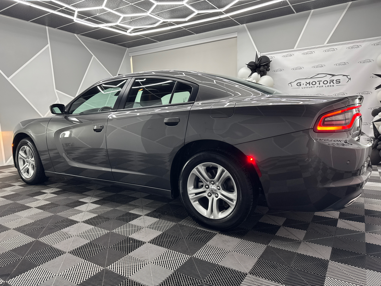 2022 Dodge Charger SXT Sedan 4D 4