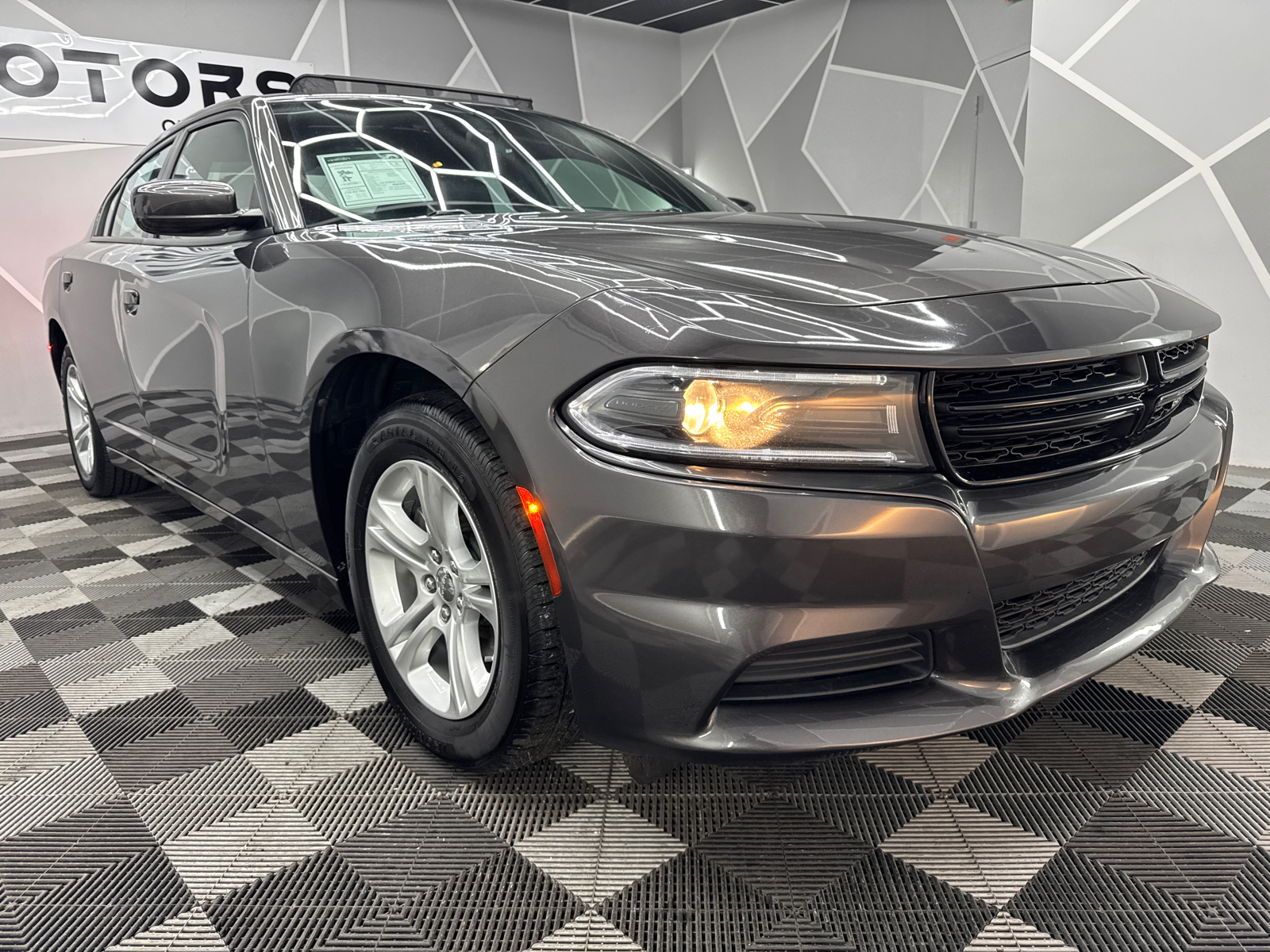 2022 Dodge Charger SXT Sedan 4D 13