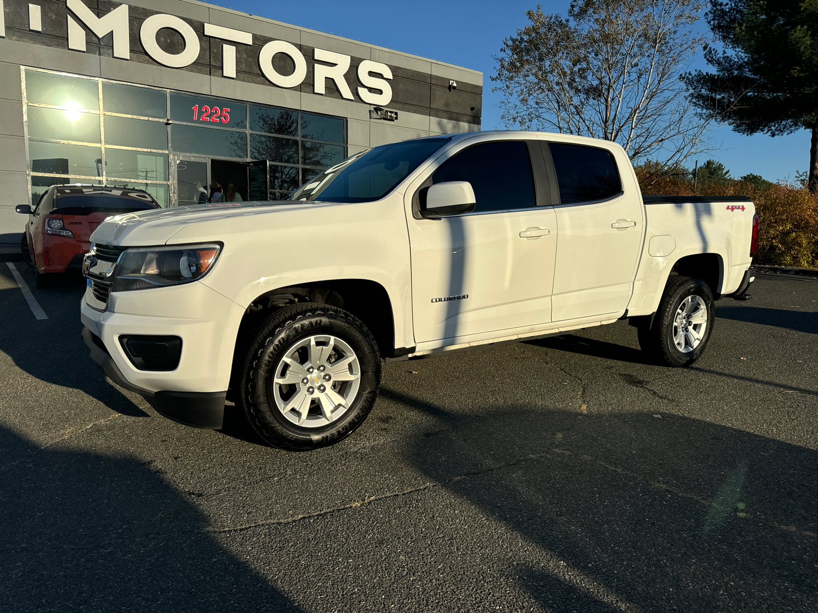 2020 Chevrolet Colorado  2