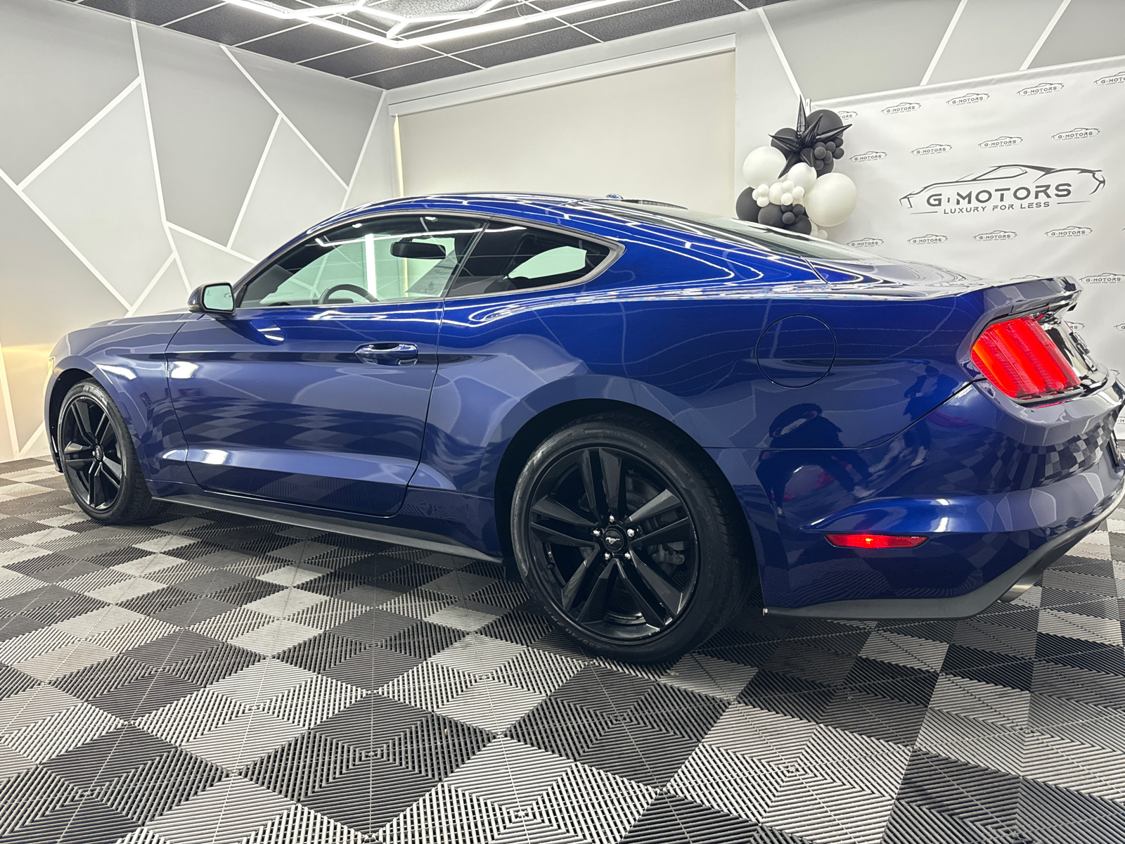 2016 Ford Mustang EcoBoost Premium Coupe 2D 4