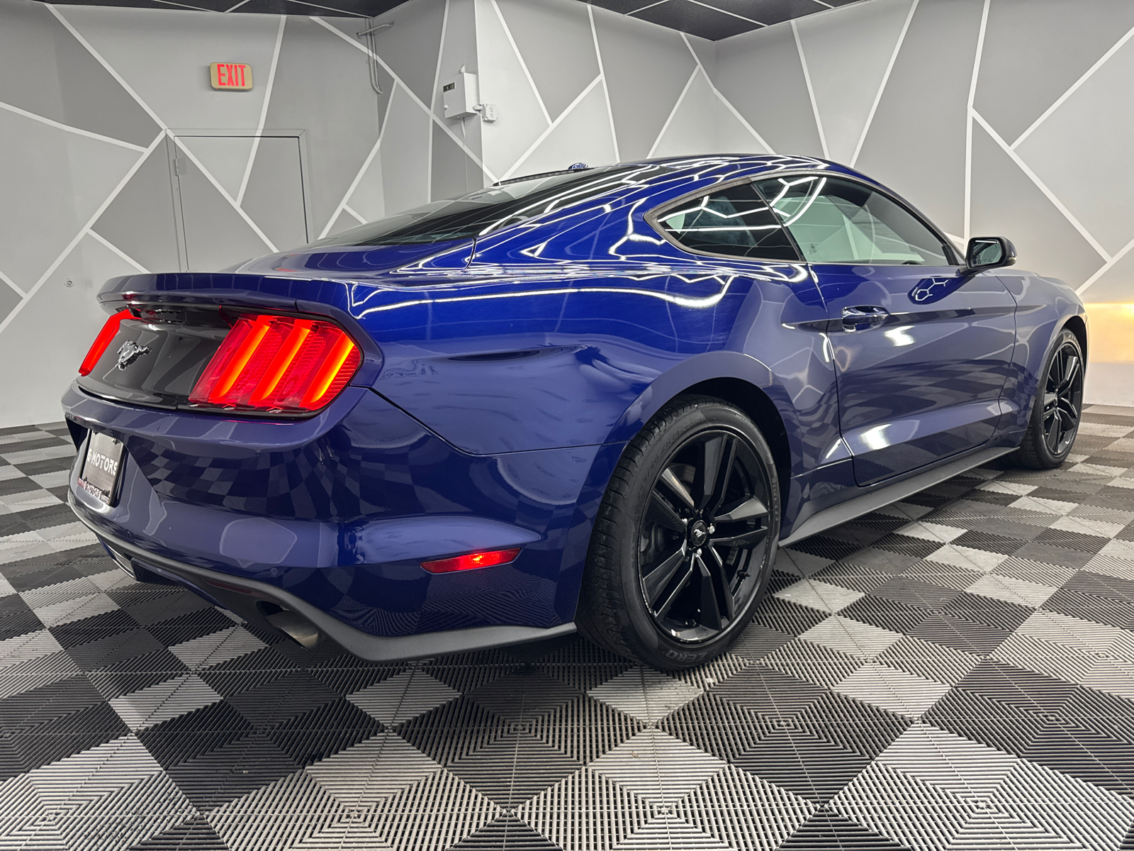 2016 Ford Mustang EcoBoost Premium Coupe 2D 10