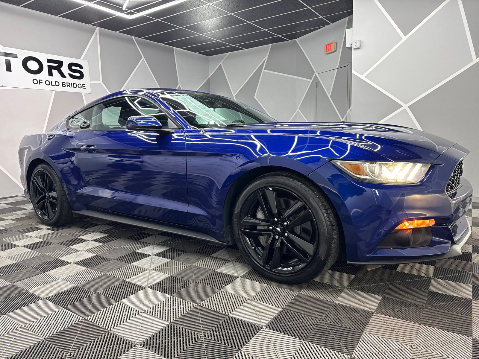 2016 Ford Mustang EcoBoost Premium Coupe 2D 12