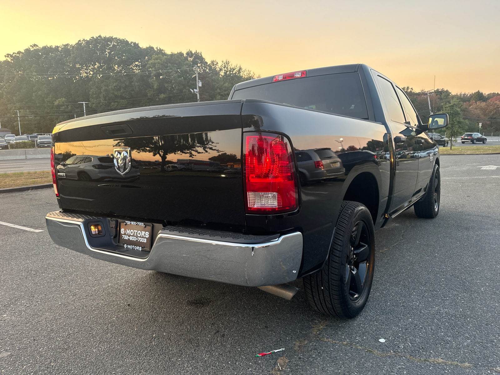 2022 Ram 1500 Classic Crew Cab SLT Pickup 4D 5 1/2 ft 9