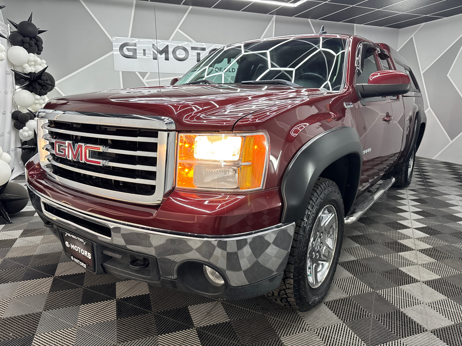 2013 GMC Sierra 1500 Extended Cab SLT Pickup 4D 6 1/2 ft 17