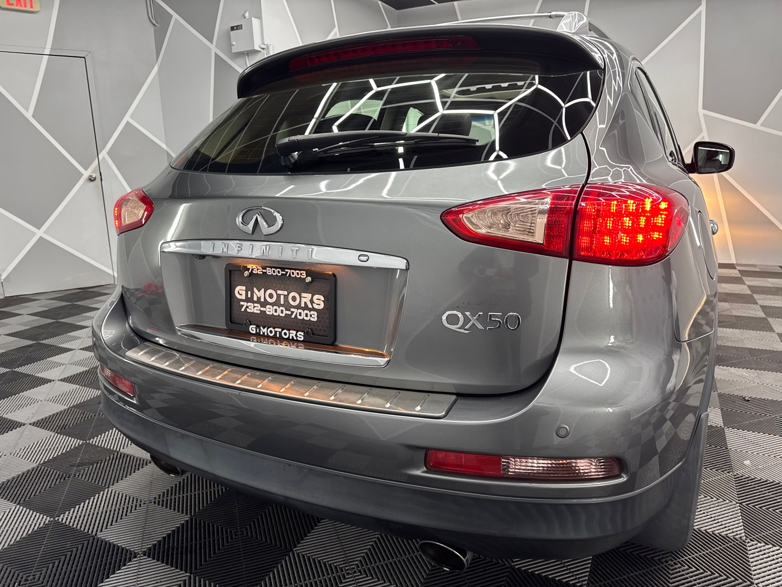 2014 INFINITI QX50 Sport Utility 4D 8