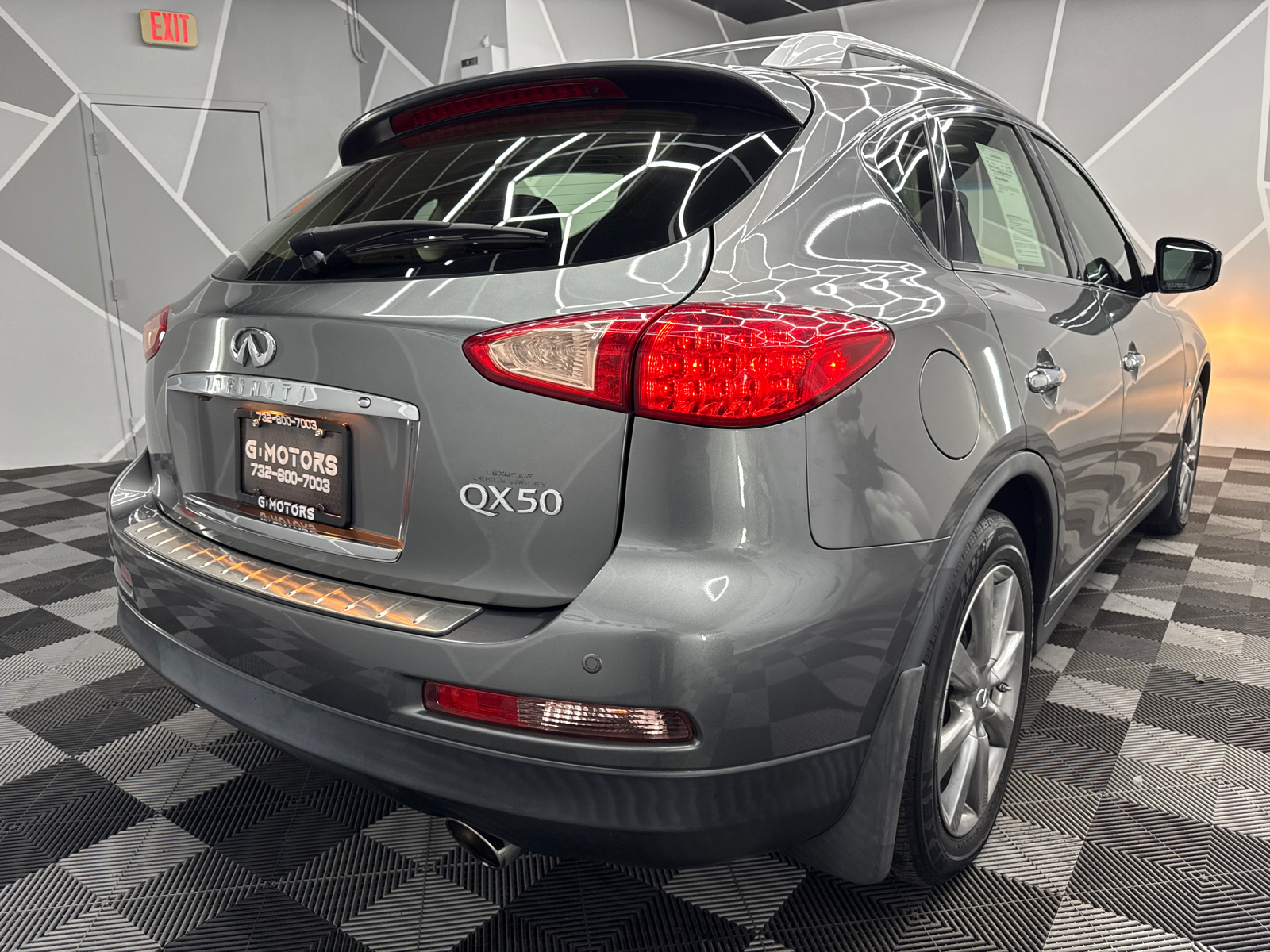 2014 INFINITI QX50 Sport Utility 4D 9