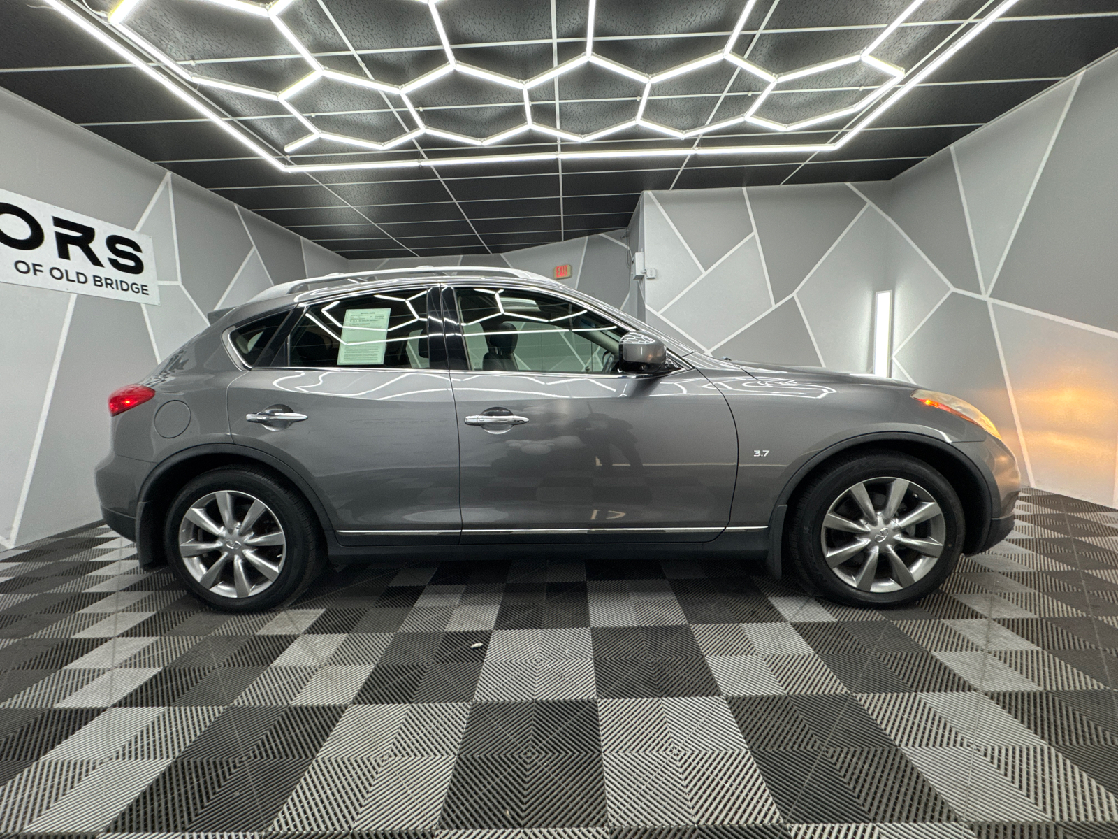 2014 INFINITI QX50 Sport Utility 4D 11