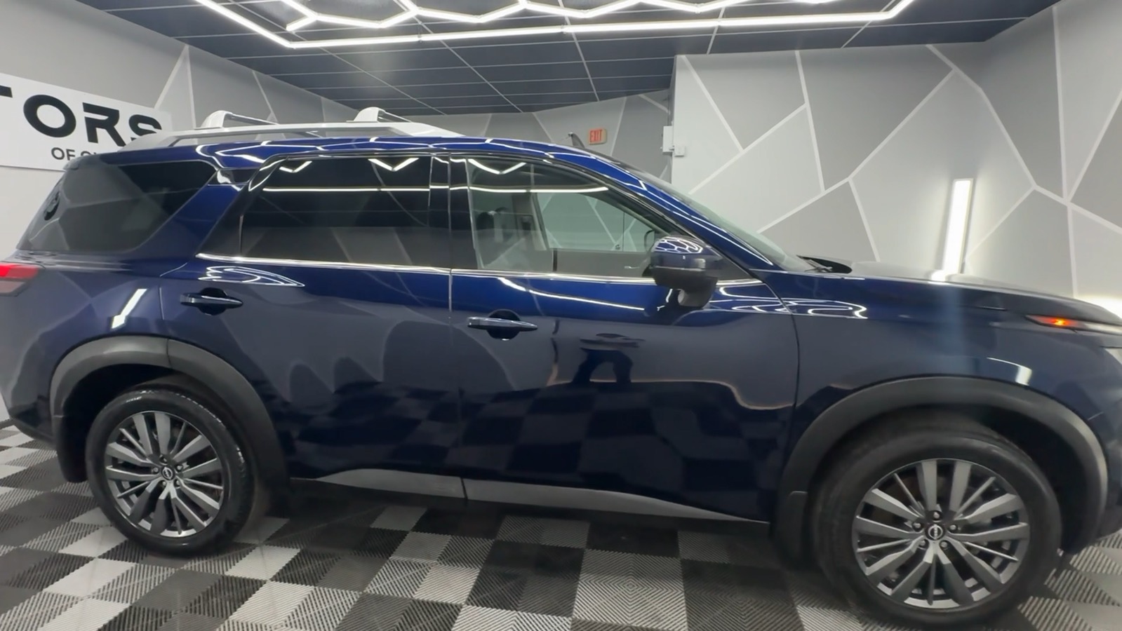 2022 Nissan Pathfinder SL Sport Utility 4D 12