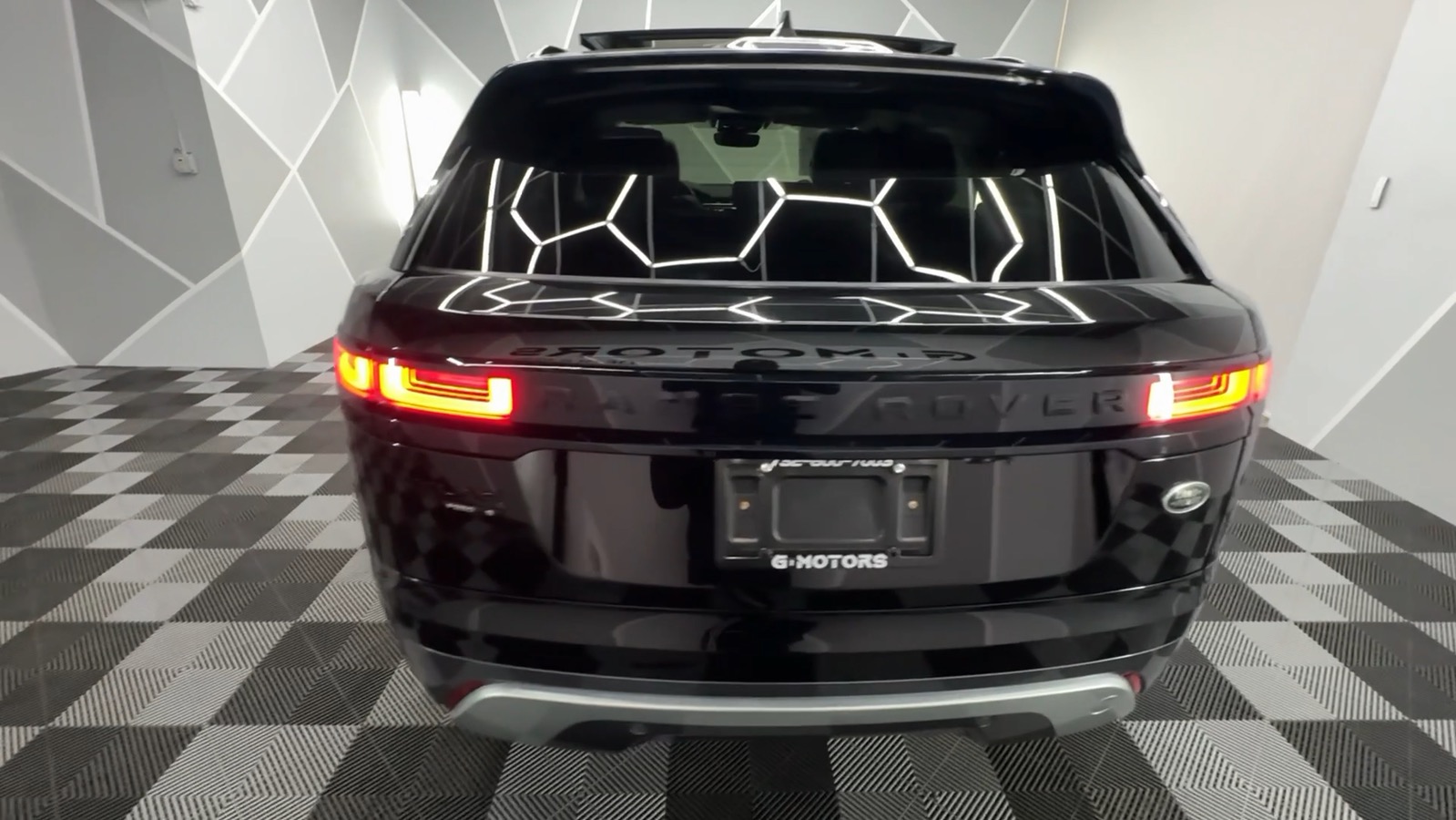 2019 Land Rover Range Rover Velar S Sport Utility 4D 11
