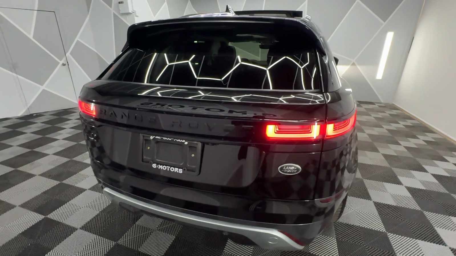 2019 Land Rover Range Rover Velar S Sport Utility 4D 12