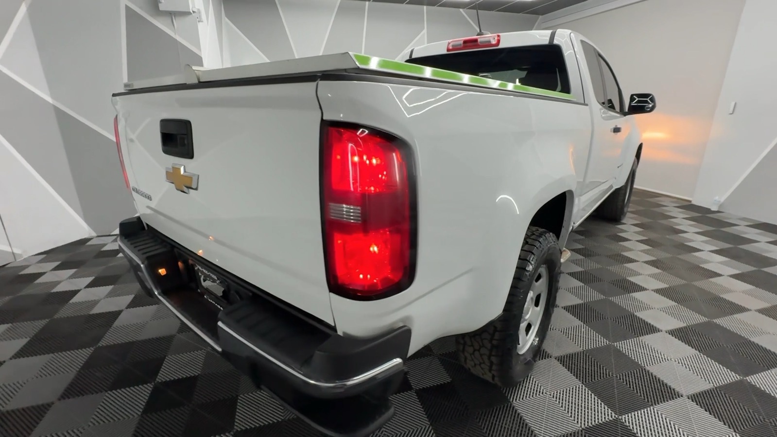 2019 Chevrolet Colorado Extended Cab Work Truck Pickup 4D 6 ft 17