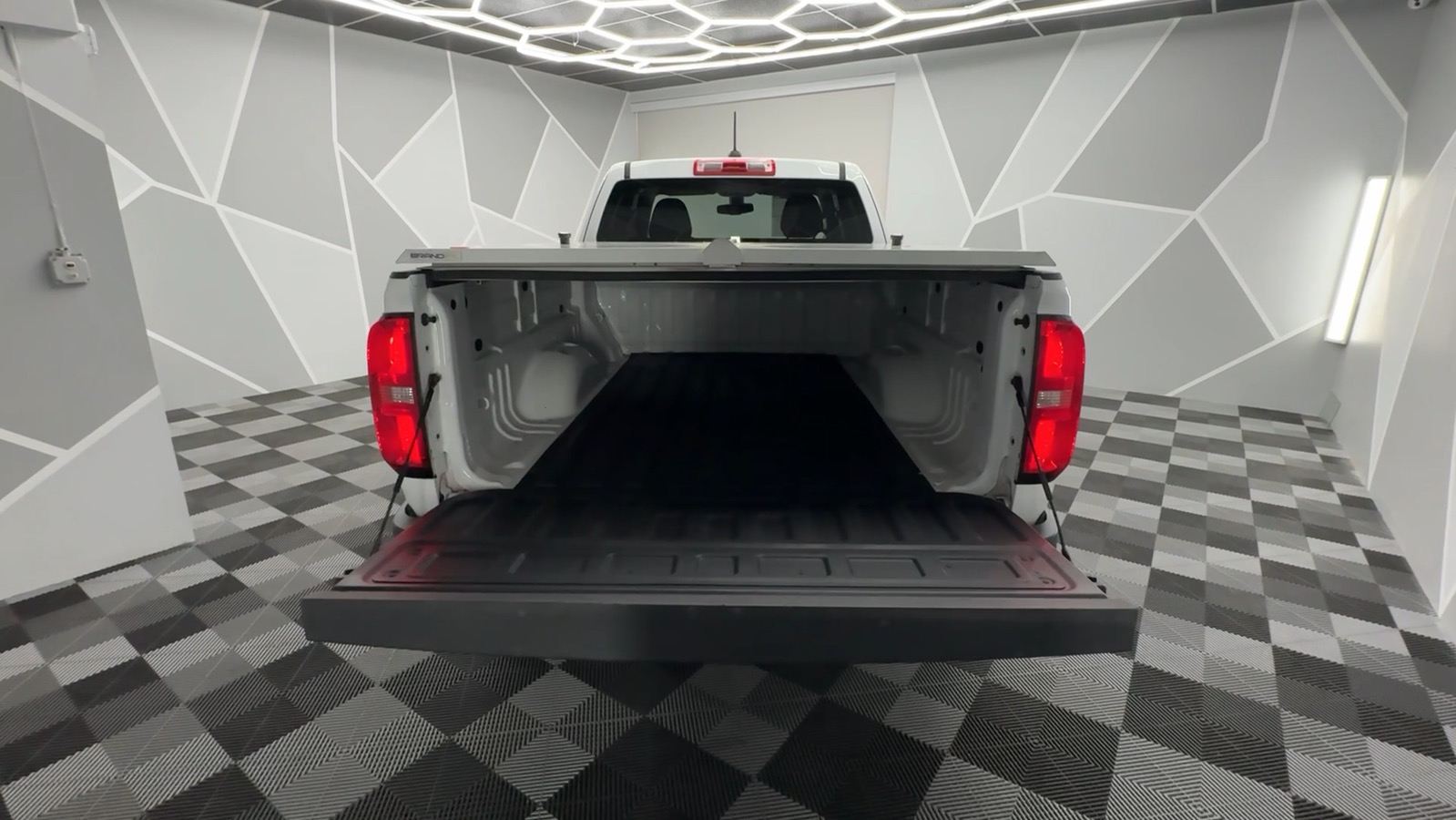 2019 Chevrolet Colorado Extended Cab Work Truck Pickup 4D 6 ft 33