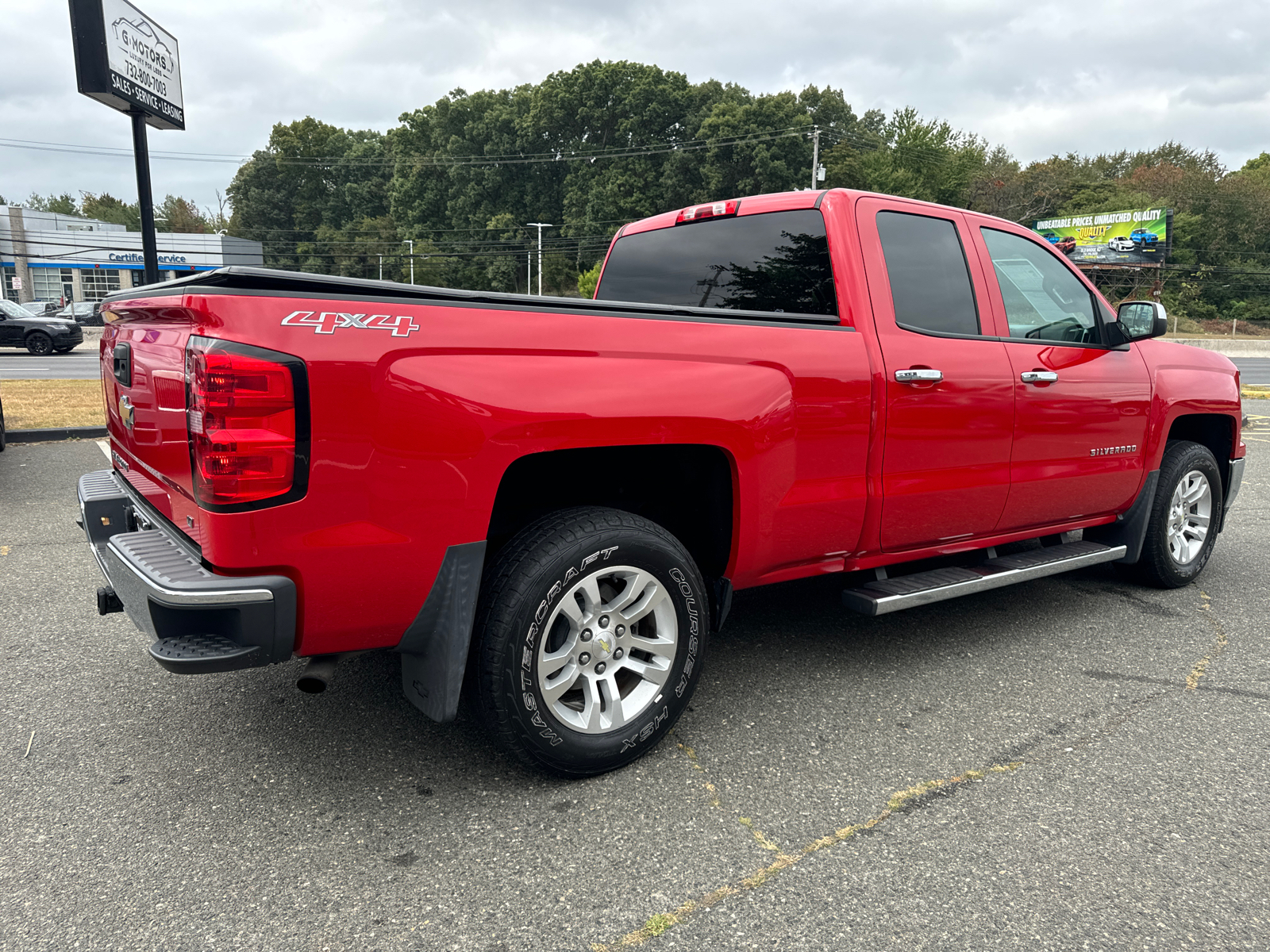 2014 Chevrolet Silverado 1500 Double Cab Z71 LT Pickup 4D 6 1/2 ft 10