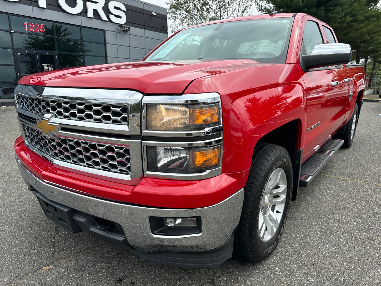 2014 Chevrolet Silverado 1500 Double Cab Z71 LT Pickup 4D 6 1/2 ft 17