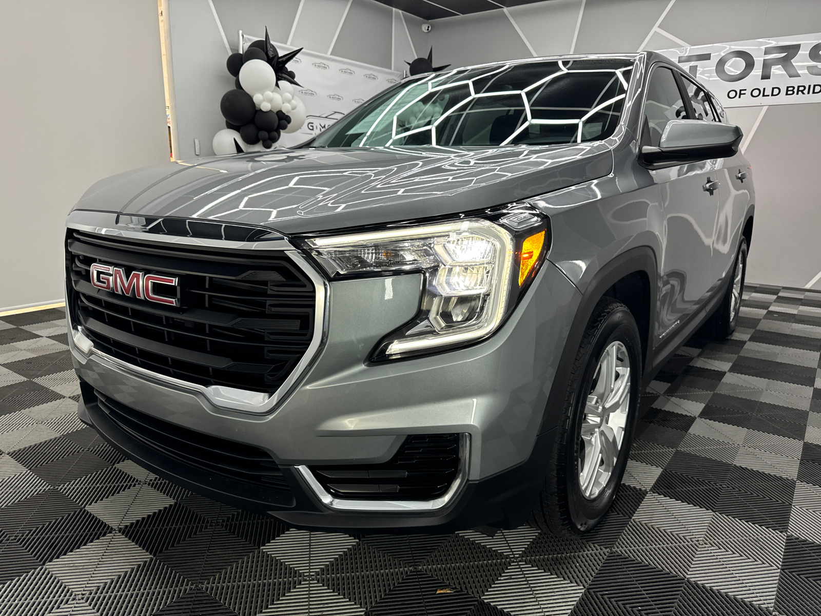 2024 GMC Terrain  1