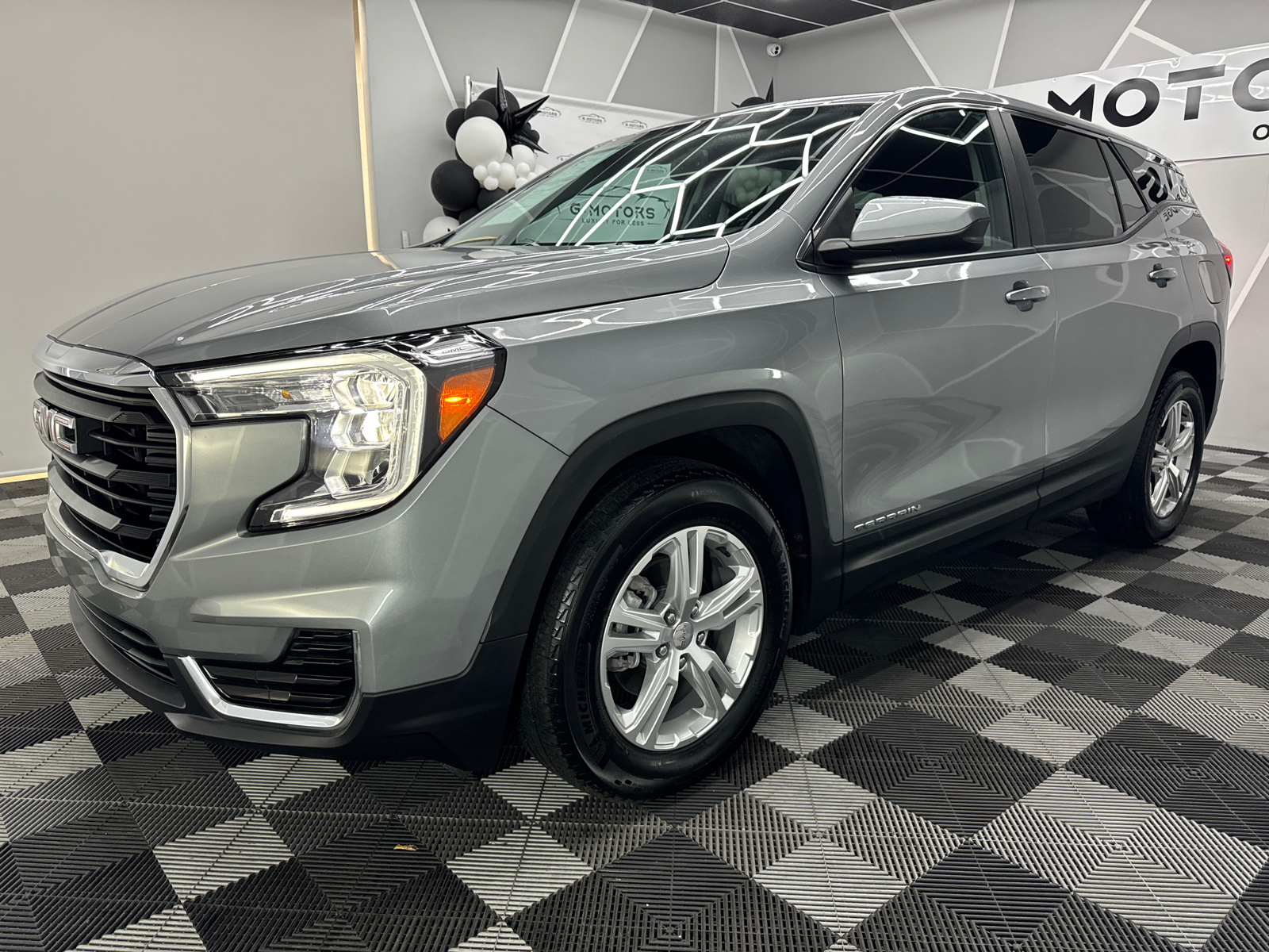 2024 GMC Terrain  2